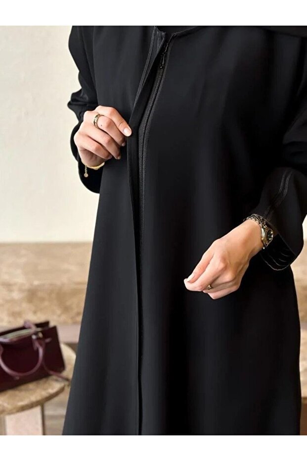 DEAL ABAYA عباية حنين من متجر ديل (DEAL) – بقماش كتان بقصة ربع كلوش - الصورة 4