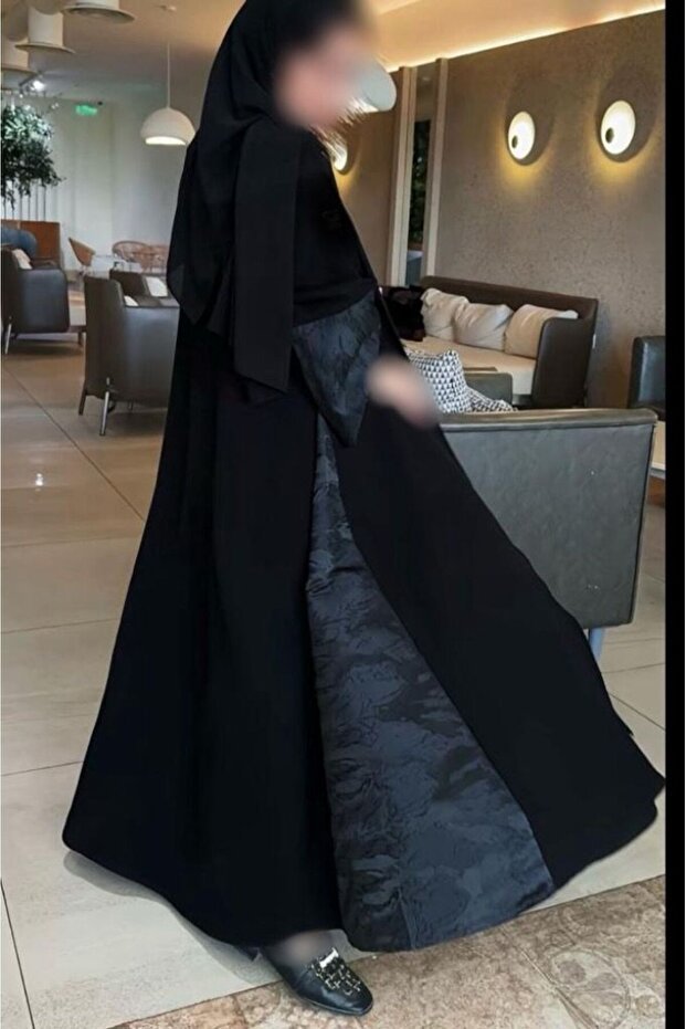 Rosana عباية هيفاء, تصميم فاخر بلونين مميزة