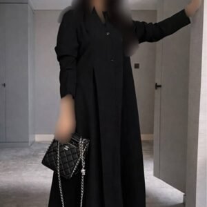 Rosana عباية Elena عباية هيفاء كريب ملكي أسود فاحم بقصة ربع كلوش بكسرات أنيقة – عباية سعودية فاخرة مع طرحة هديةهيفاء, تصميم فاخر بلونين مميزة