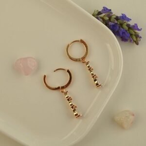 Sacce Scarves&Accessories أقراط متدلية على شكل مسار مائي مرصعة بالأحجار |   حلق صغير من حجر الزركون باللون الذهبي الوردي