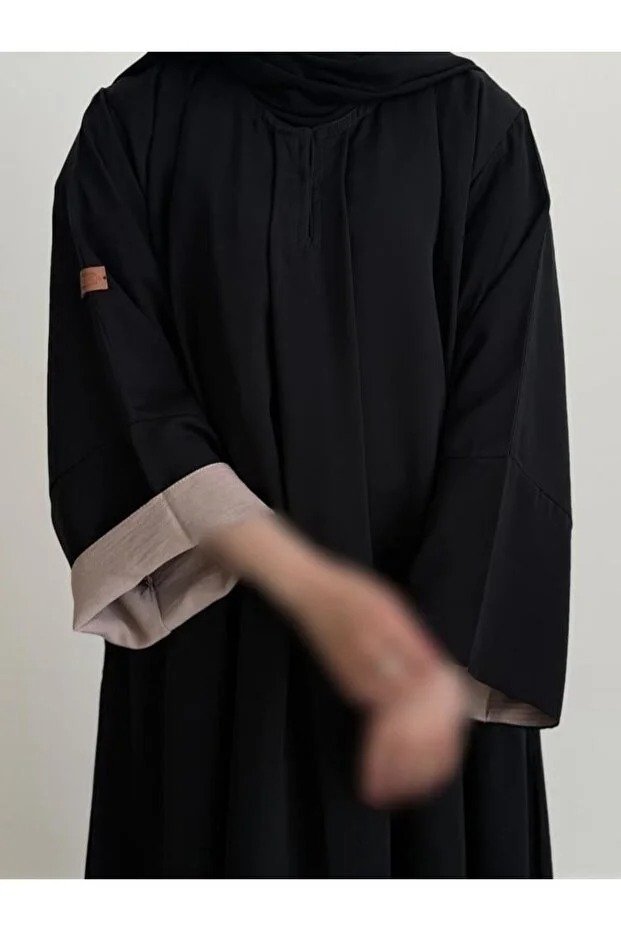 Rosana عباية تدخيله, بتصميم هادئ واكمام بيج - الصورة 2